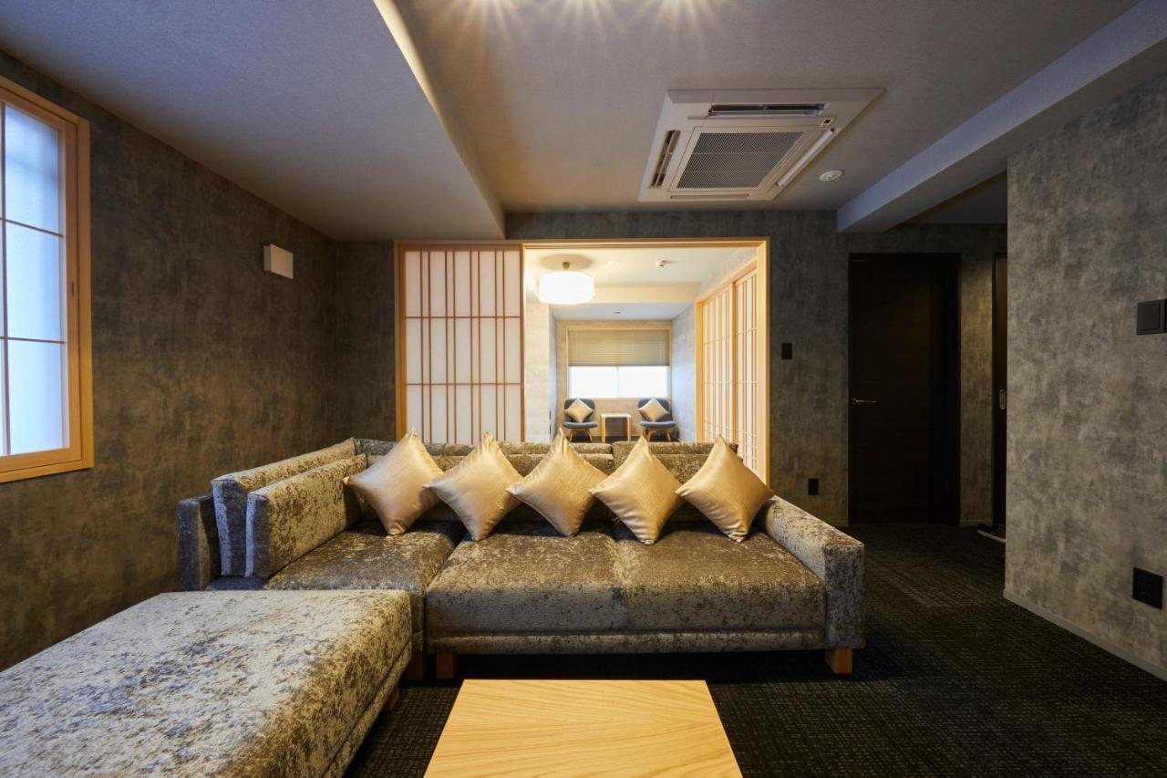 Rinn Shijo Nishinotoin Kyoto