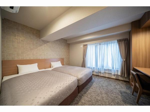 Plaza Station South Hotel 3*