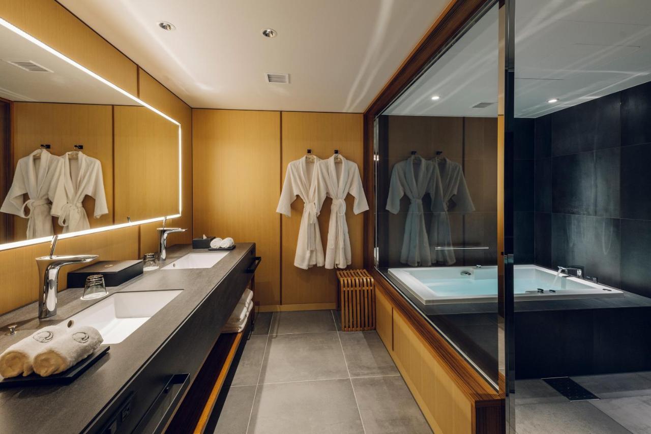 The Hiramatsu Hotel 5*