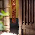 Naokonoza Omiya Gojo