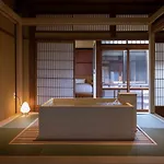 Nazuna Kyoto Nijo-Jo