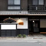 Kyomachiya Ryokan Sakura Urushitei