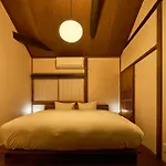 Yadoru Kyoto Hanare Mizunoe No Yado