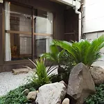 Kyomachiya House Izo