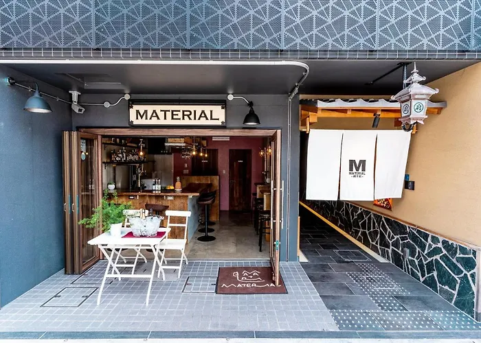 Material Fuchomae
