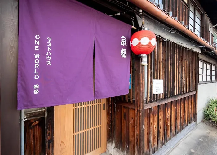 Guesthouse Oneworld Shijo四条京町屋