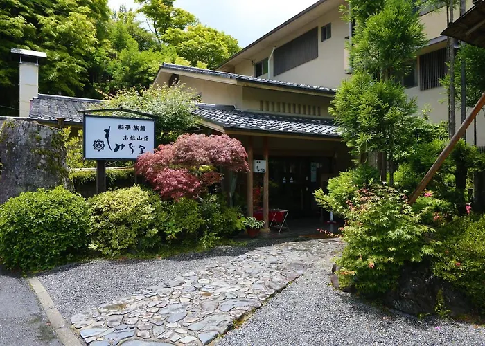Momijiya Honkan Takaosansou