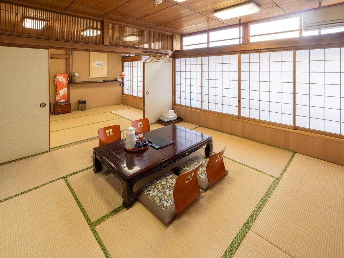 Fujiya