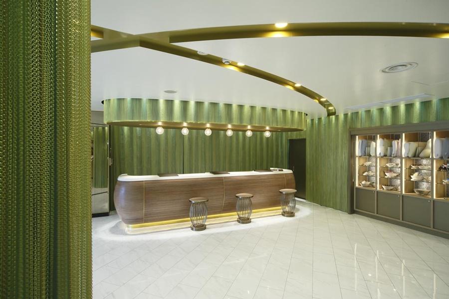 Tower Annex Hotel 4*