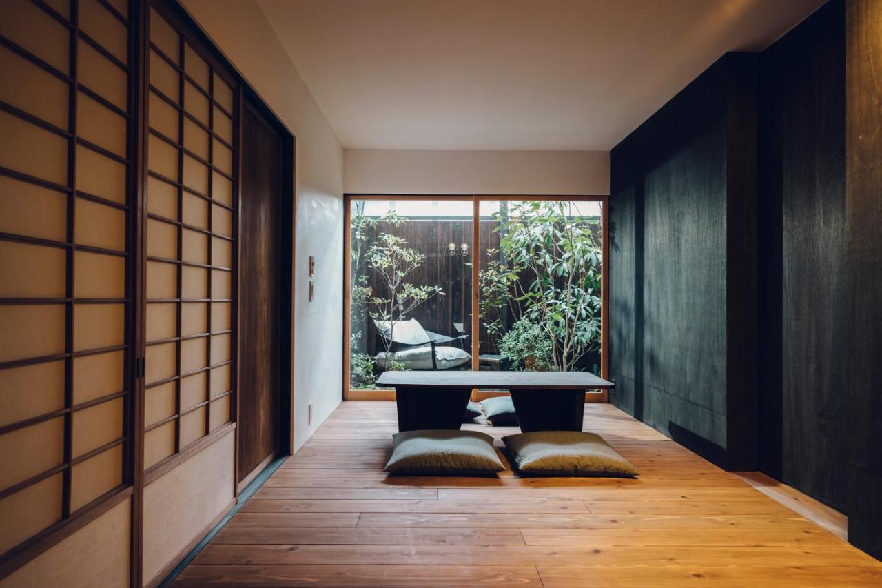 Ieno House