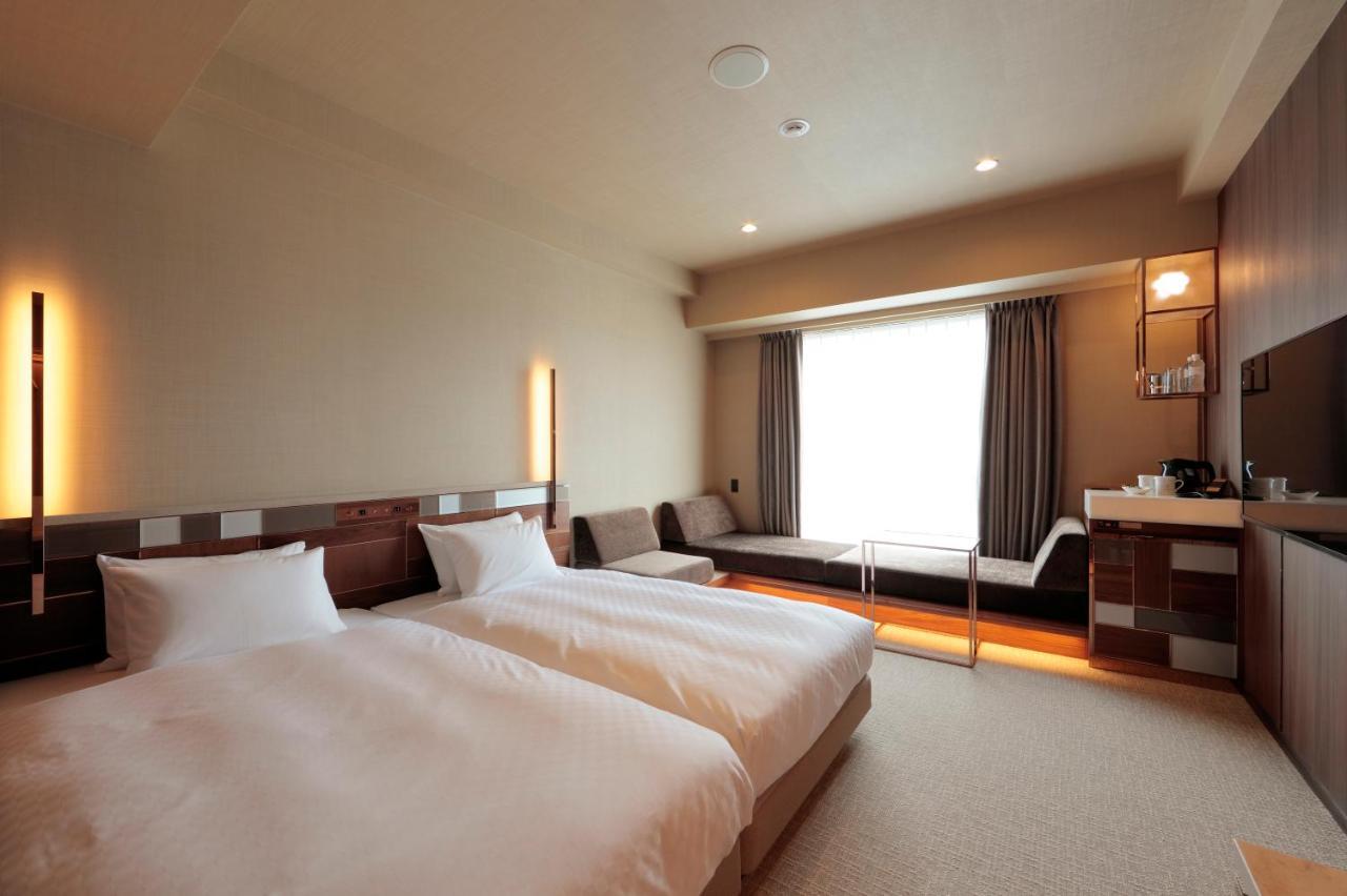 Candeo Karasuma Rokkaku Hotel 4*