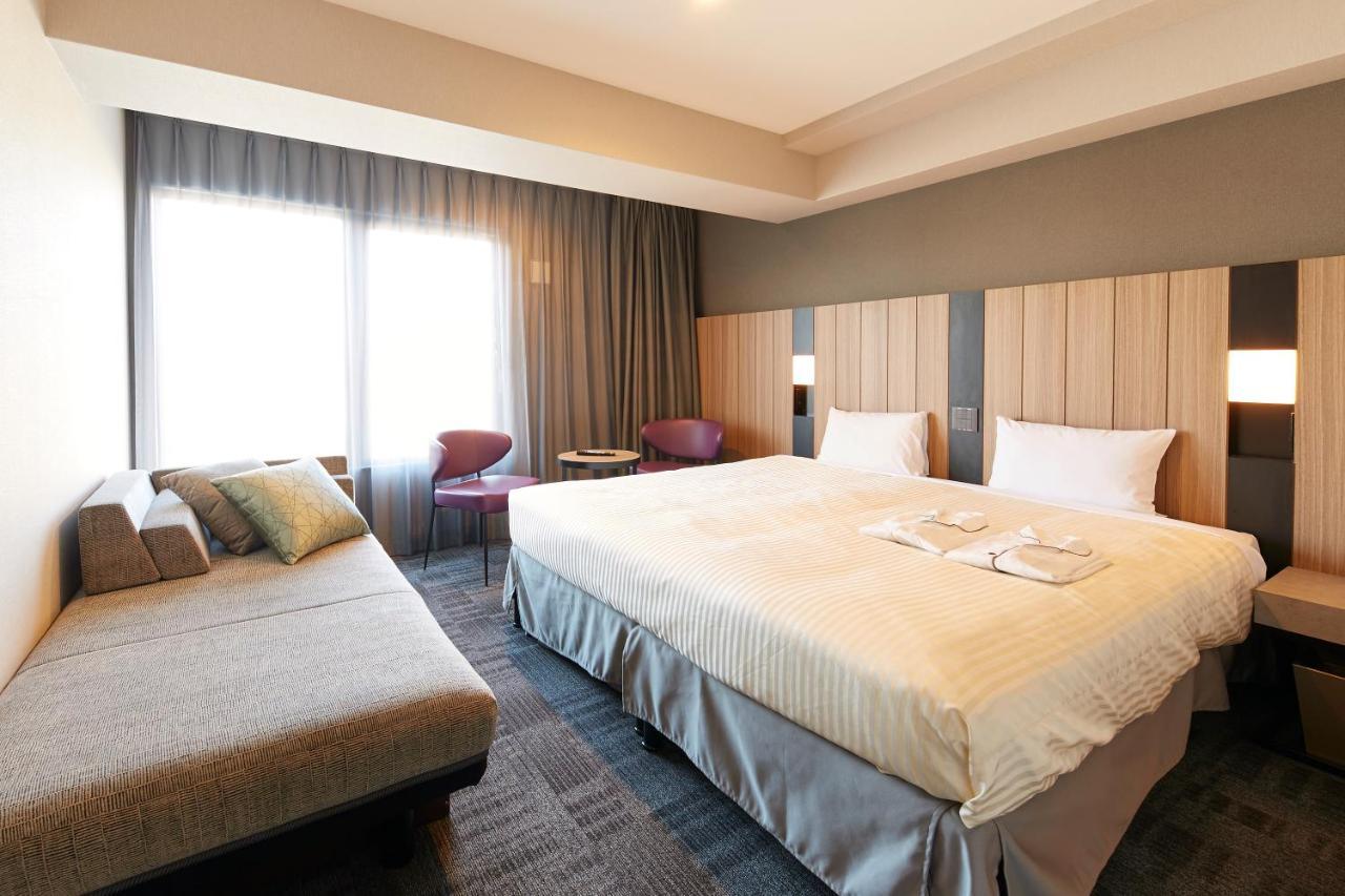 Monday Karasuma Nijo Hotel 3*