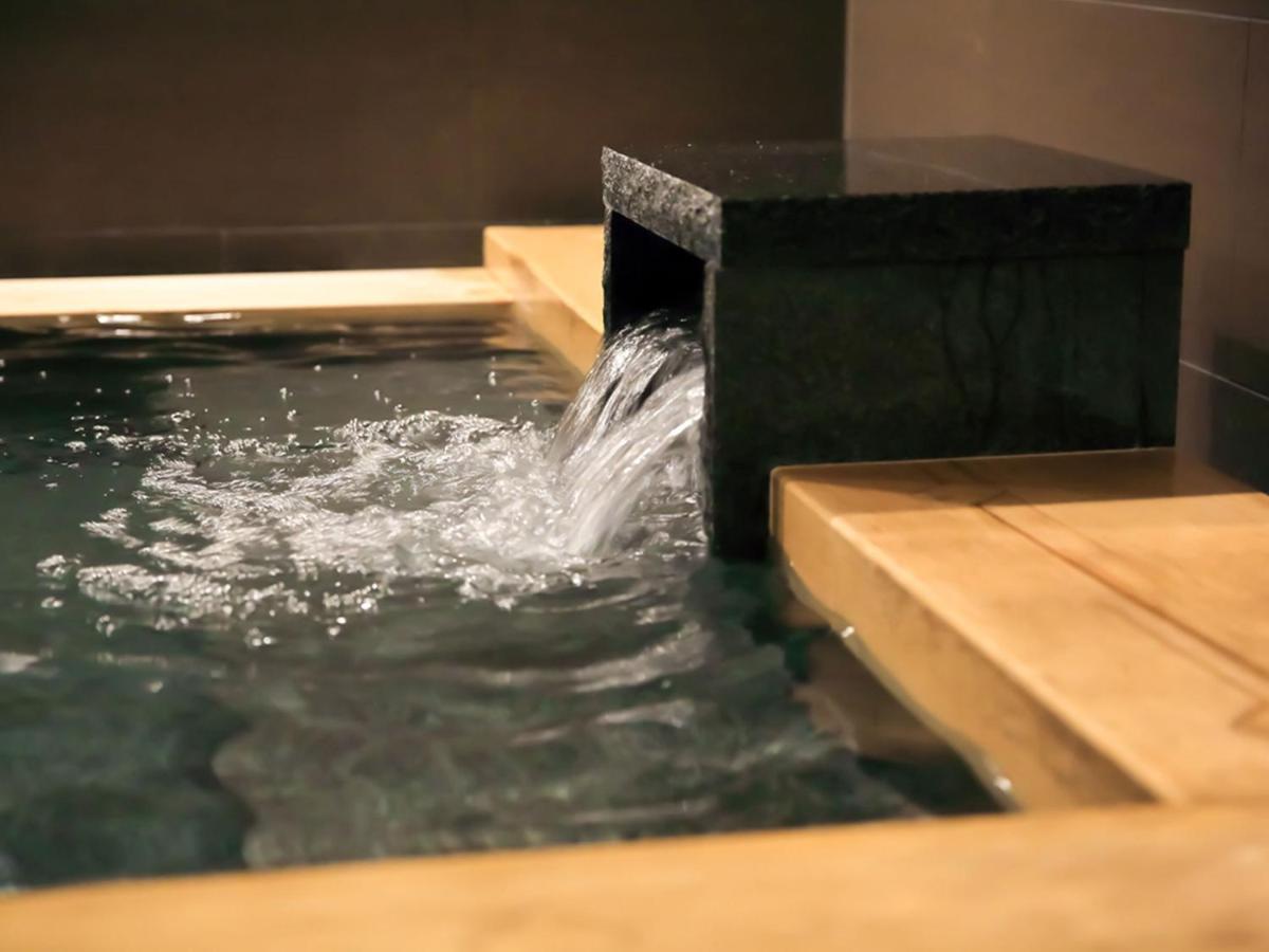 Solaria Nishitetsu Premier Hotel 4*