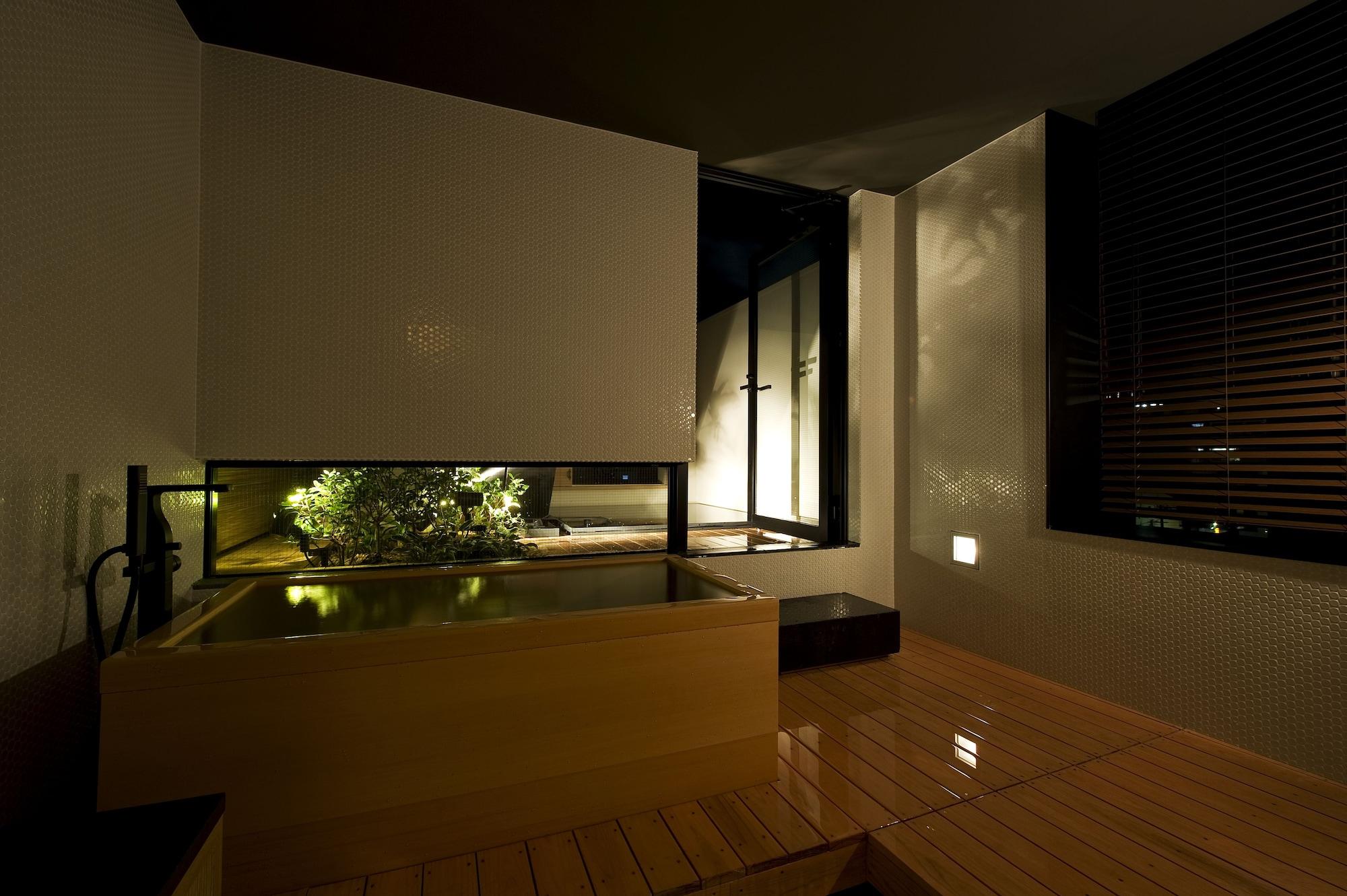 Kanra Hotel 4*