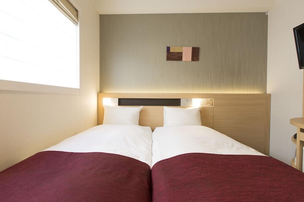 Urban Nijo Premium Hotel 3*