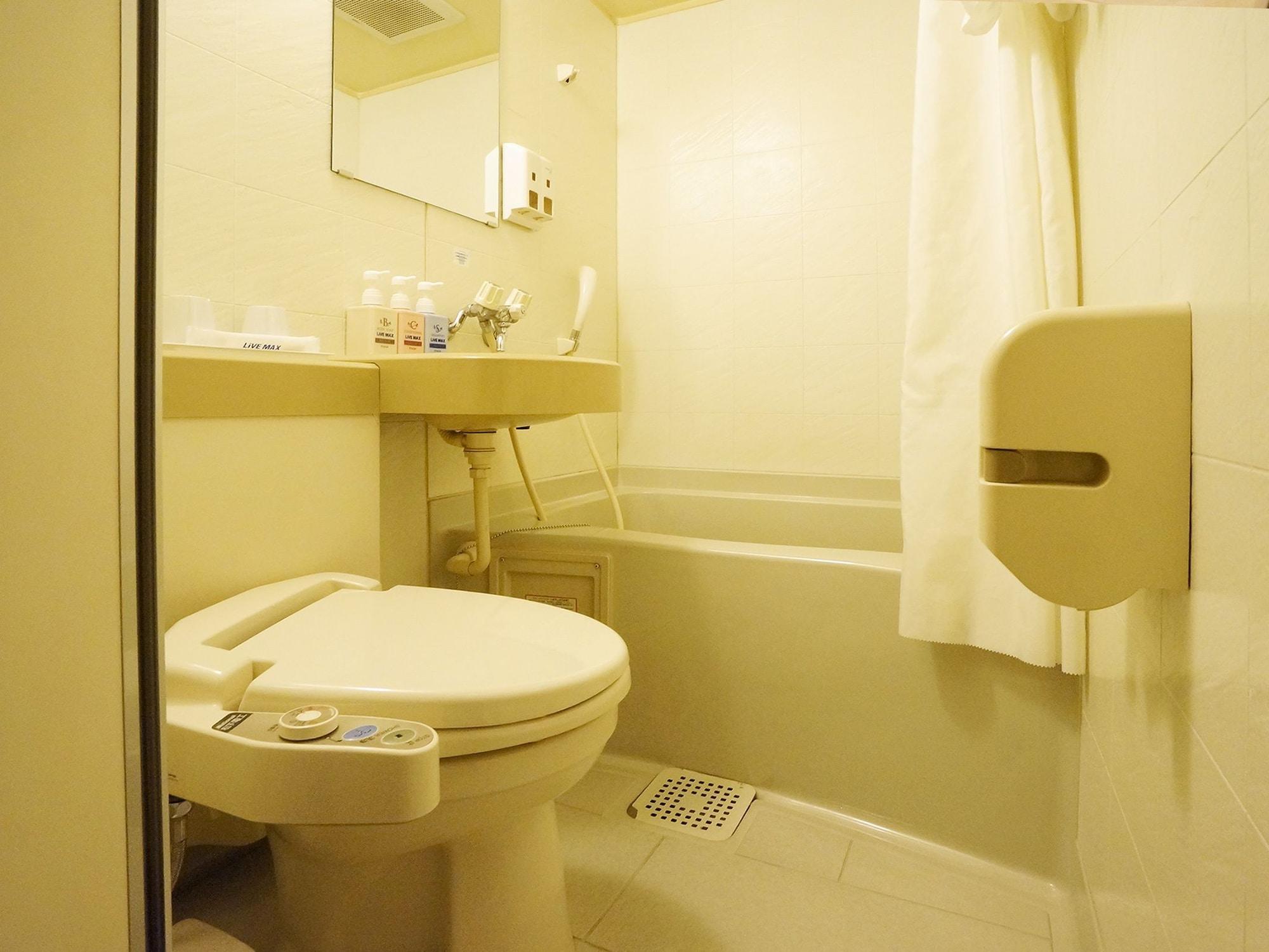 Livemax Gojo Hotel 2*