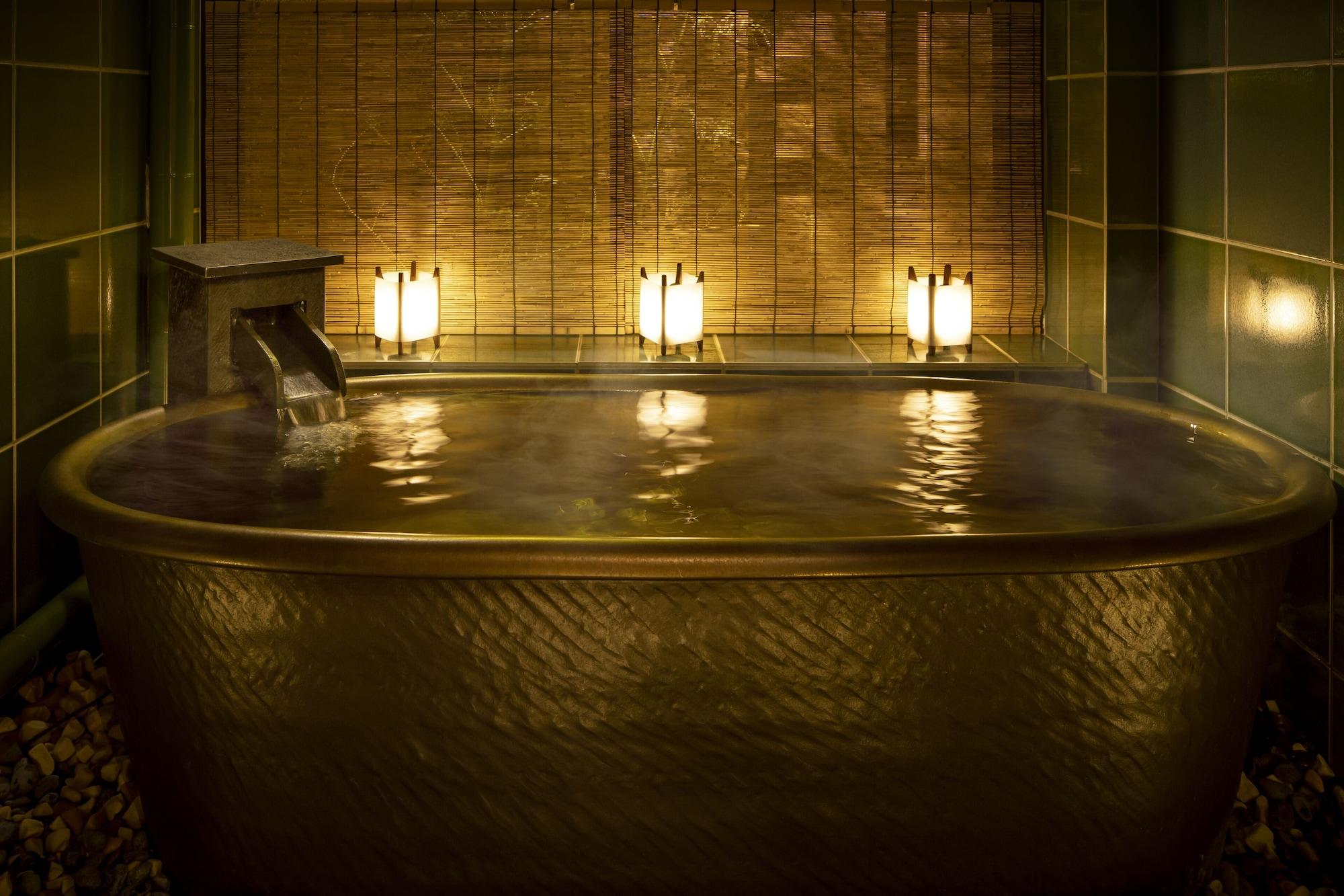 The Junei Imperial Palace West Hotel 3*