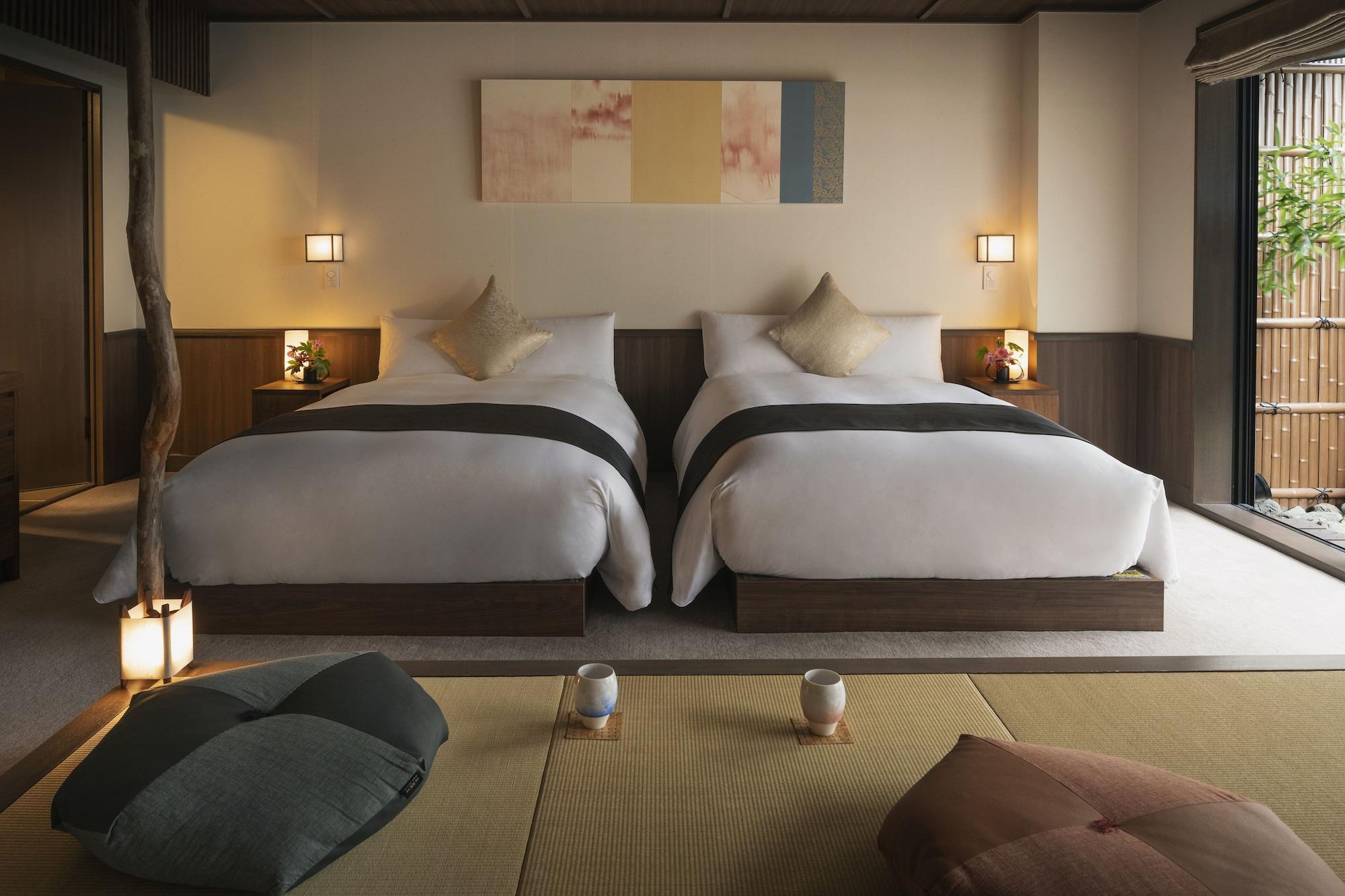 Hotel The Junei Imperial Palace West 3*