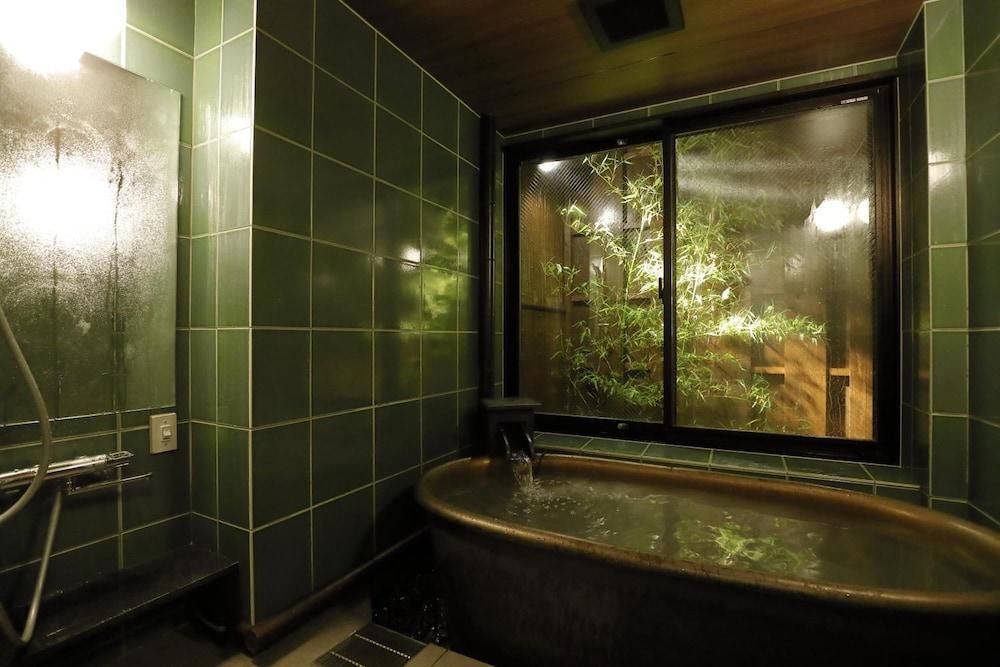 The Junei Imperial Palace West 3*
