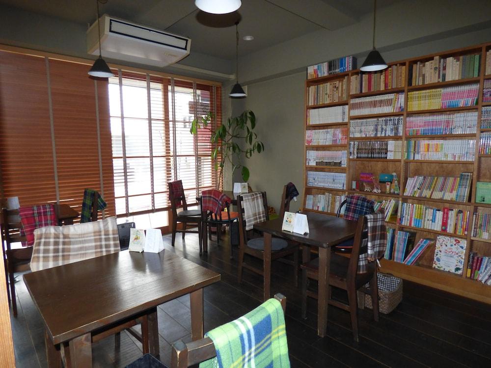 Hostel Hyakumanben Cross Kyoto