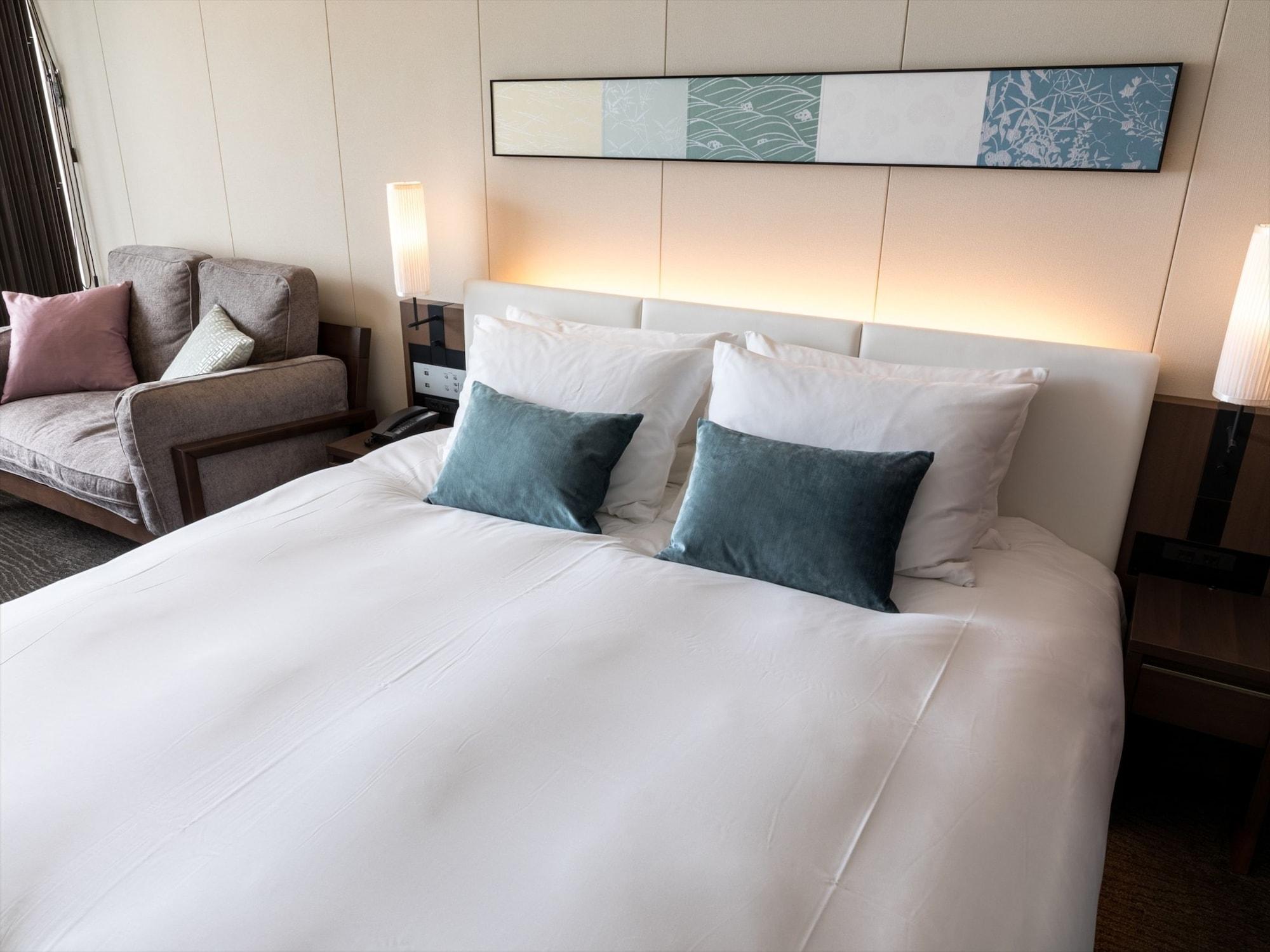 Solaria Nishitetsu Premier Hotel