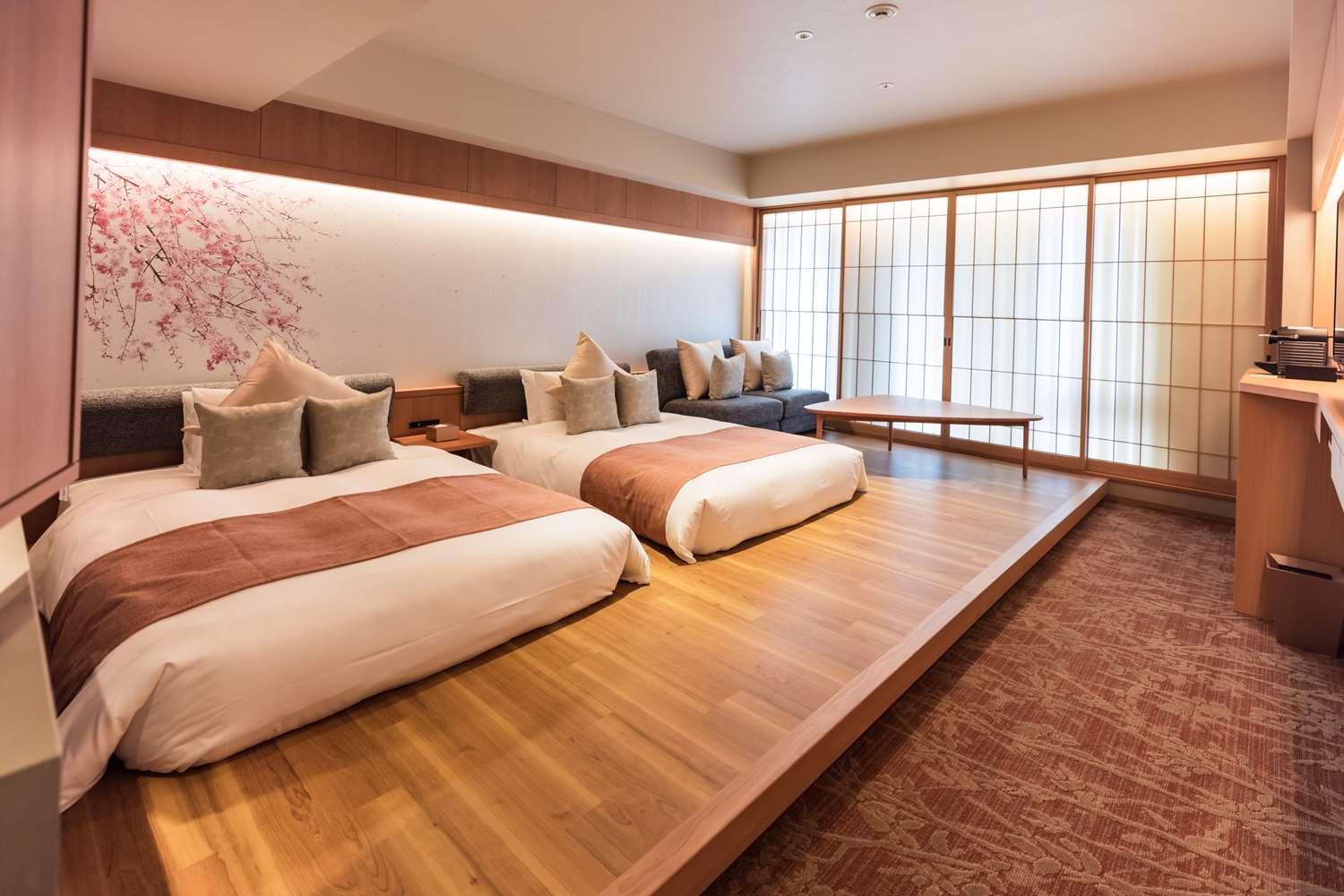 Kaya Nijo Castle, Bw Signature Collection Hotel 3*