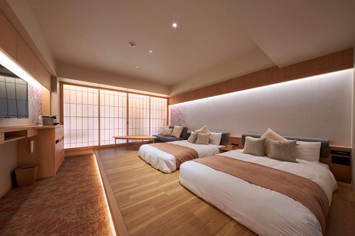 Kaya Nijo Castle, Bw Signature Collection Hotel 3*