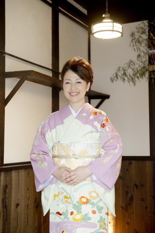 Naokonoza Omiya Gojo