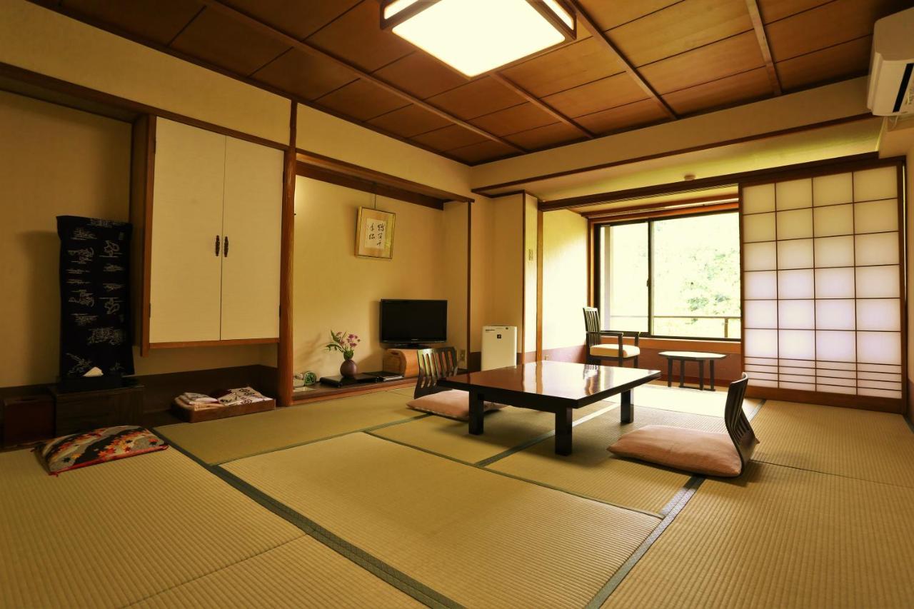 Ryokan Momijiya Honkan Takaosansou Kyoto