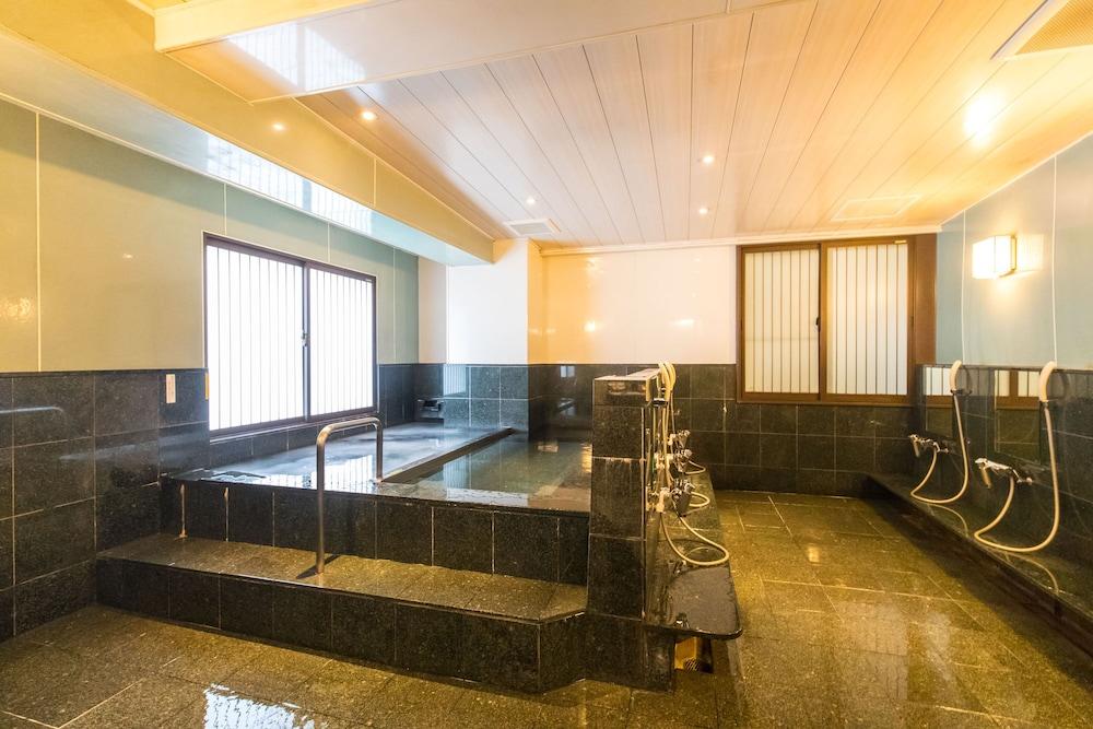 Ryokan Satomo 3*