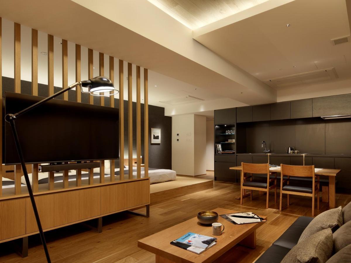 Hotel Hideout