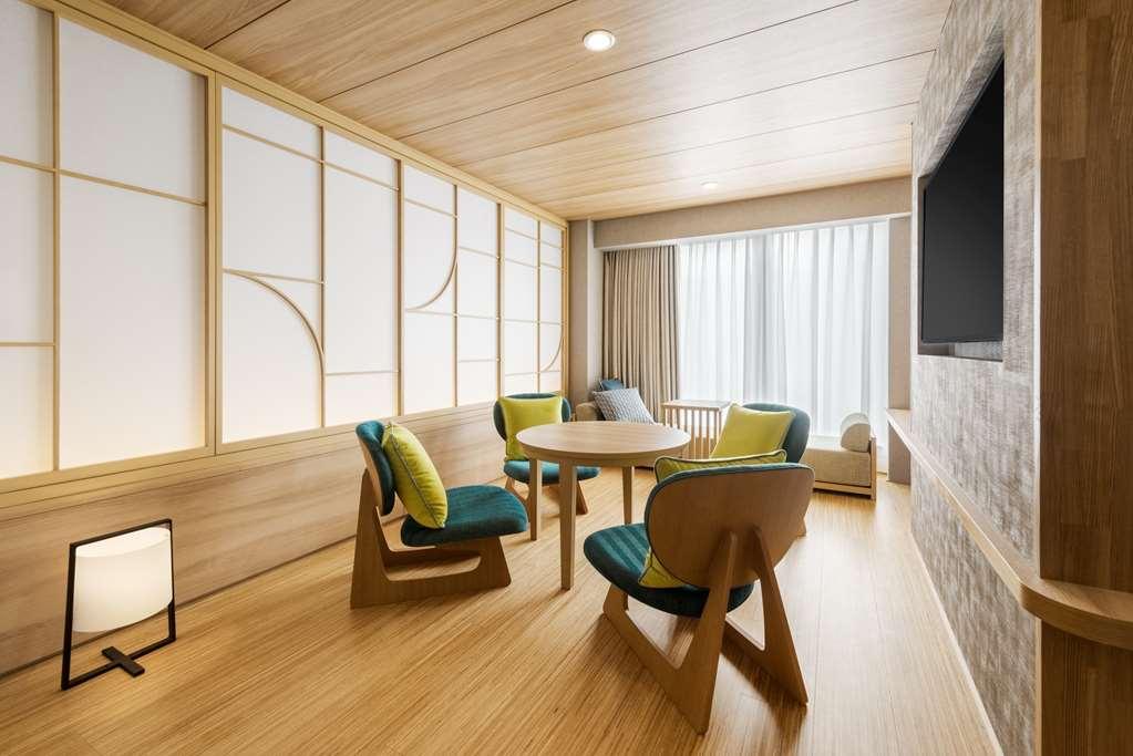Hotel Hilton Garden Shijo Karasuma 3*