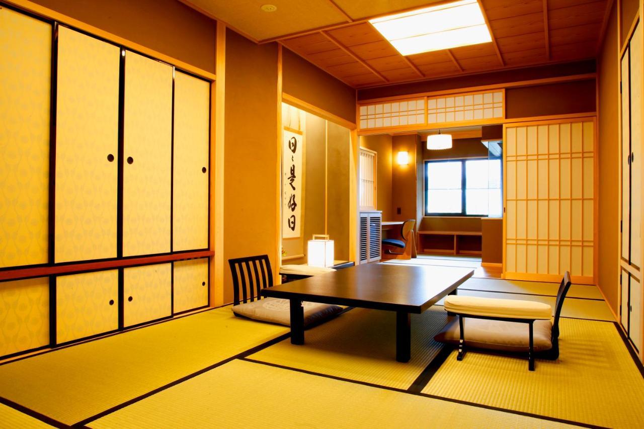 Ryokan Arashiyama Onsen Togetsutei
