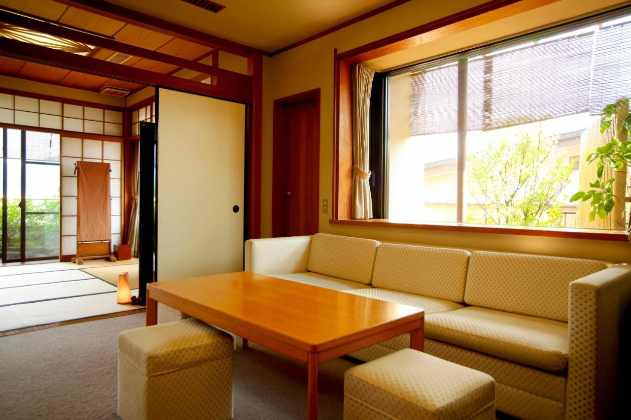 Arashiyama Onsen Togetsutei Ryokan Kyoto