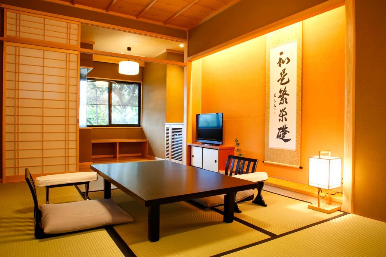 Ryokan Arashiyama Onsen Togetsutei 4*