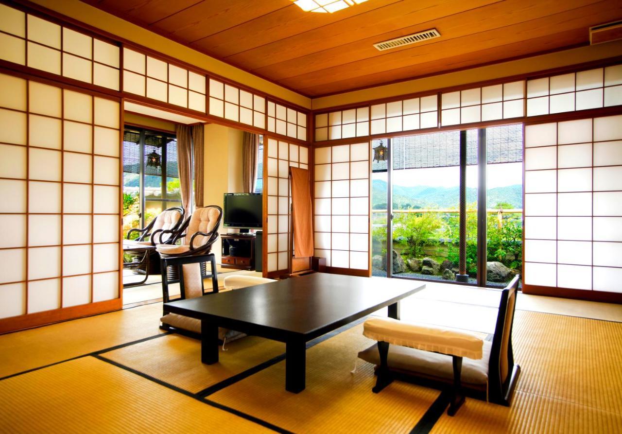 Ryokan Arashiyama Onsen Togetsutei 4*