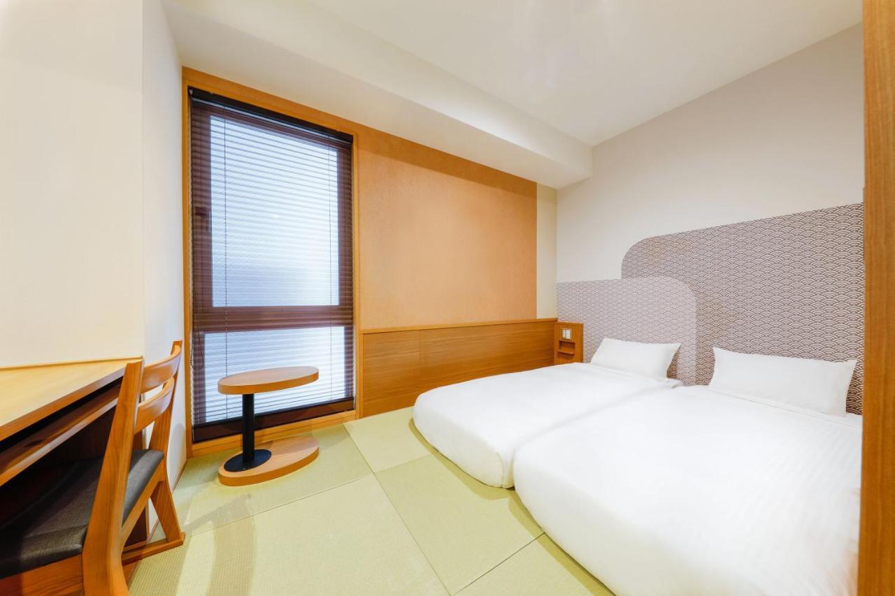 Hop Kyoto shijo Omiya Kyoto
