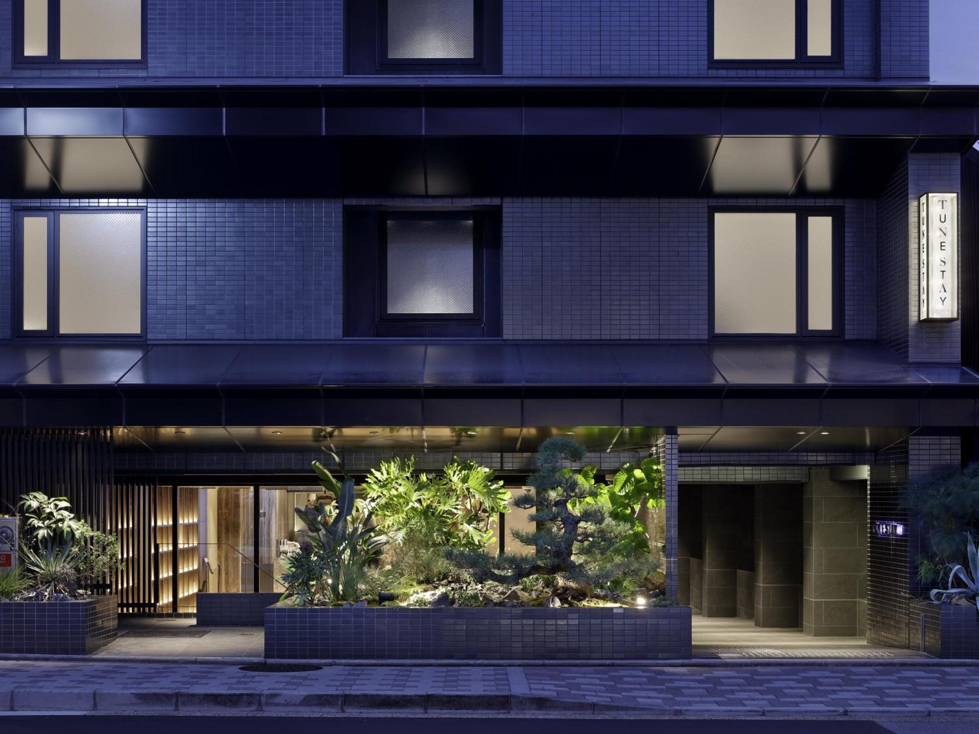 Hideout Hotel