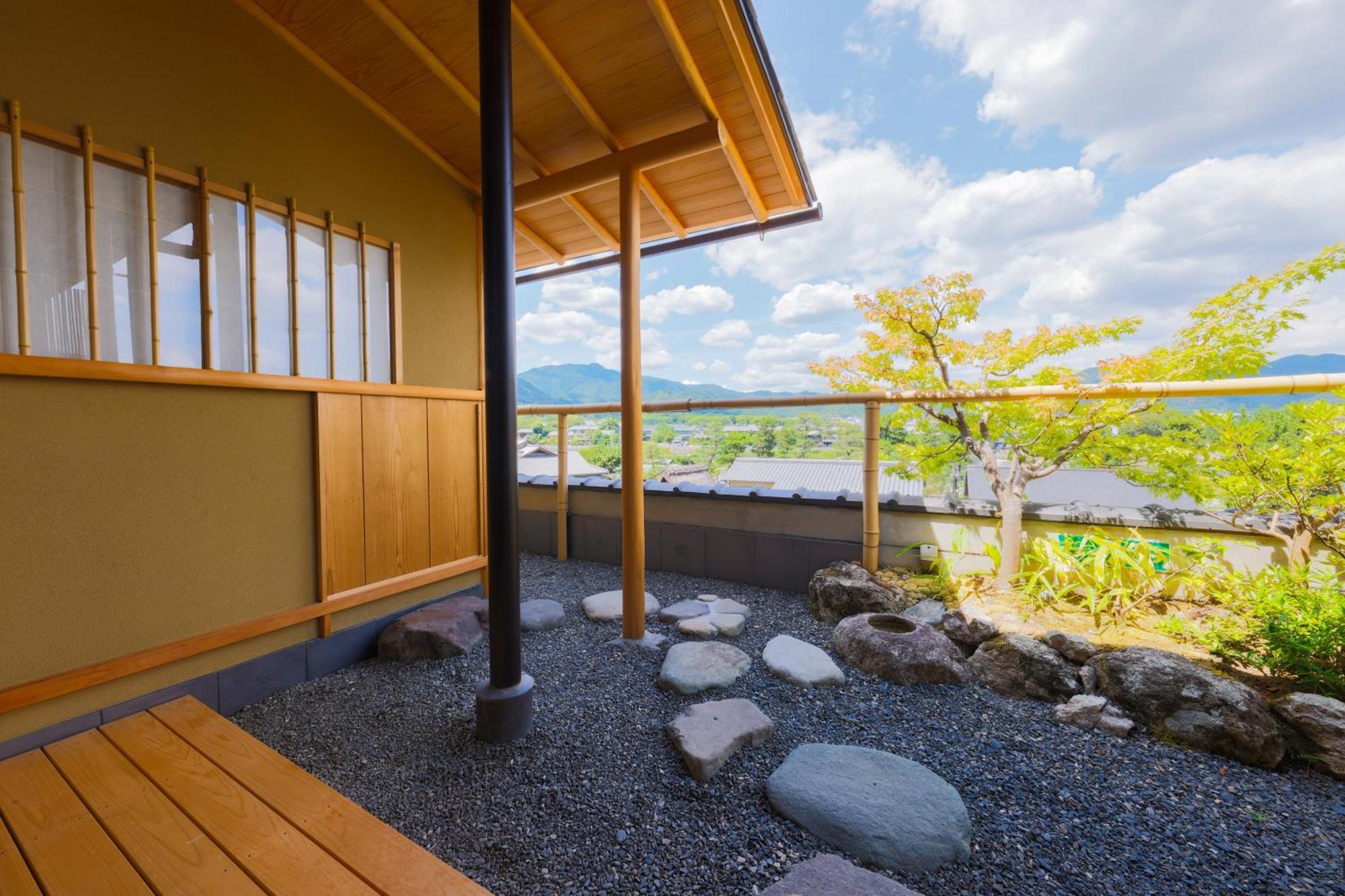 Arashiyama Onsen Togetsutei Ryokan Kyoto