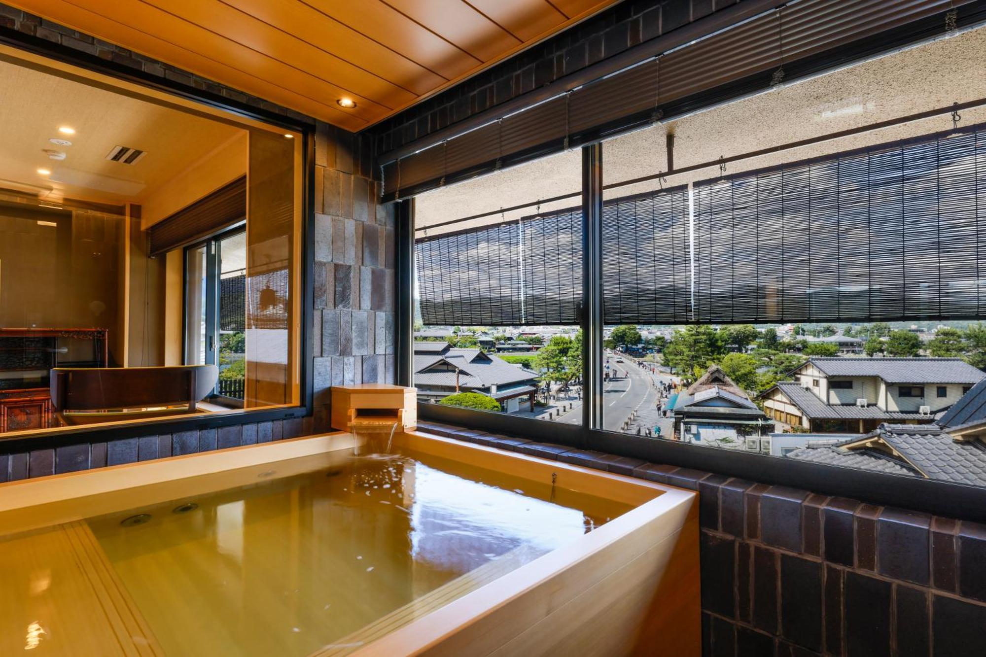 Arashiyama Onsen Togetsutei Ryokan 4*