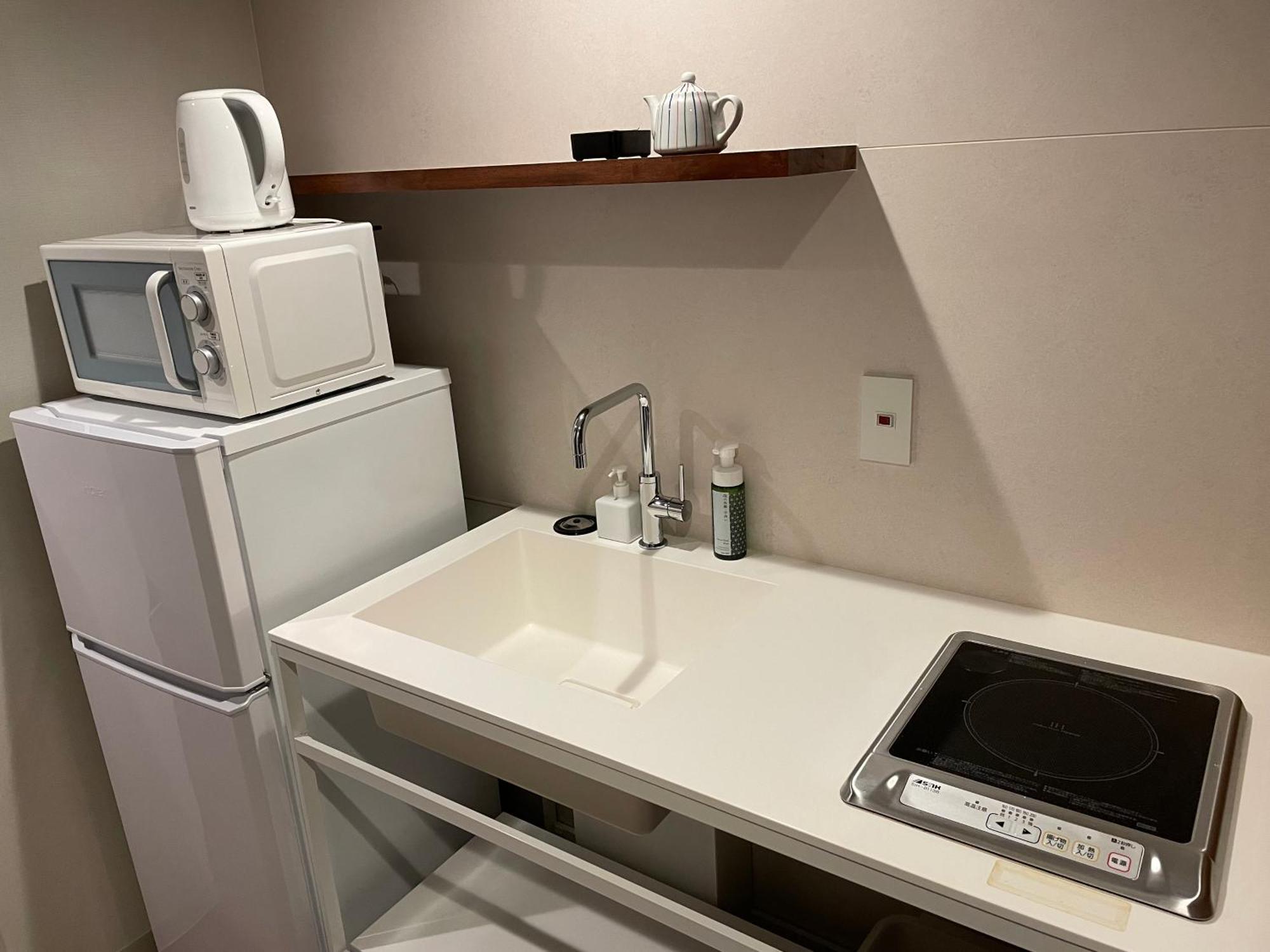Irori Station Higashi-honganji Hotel 3*