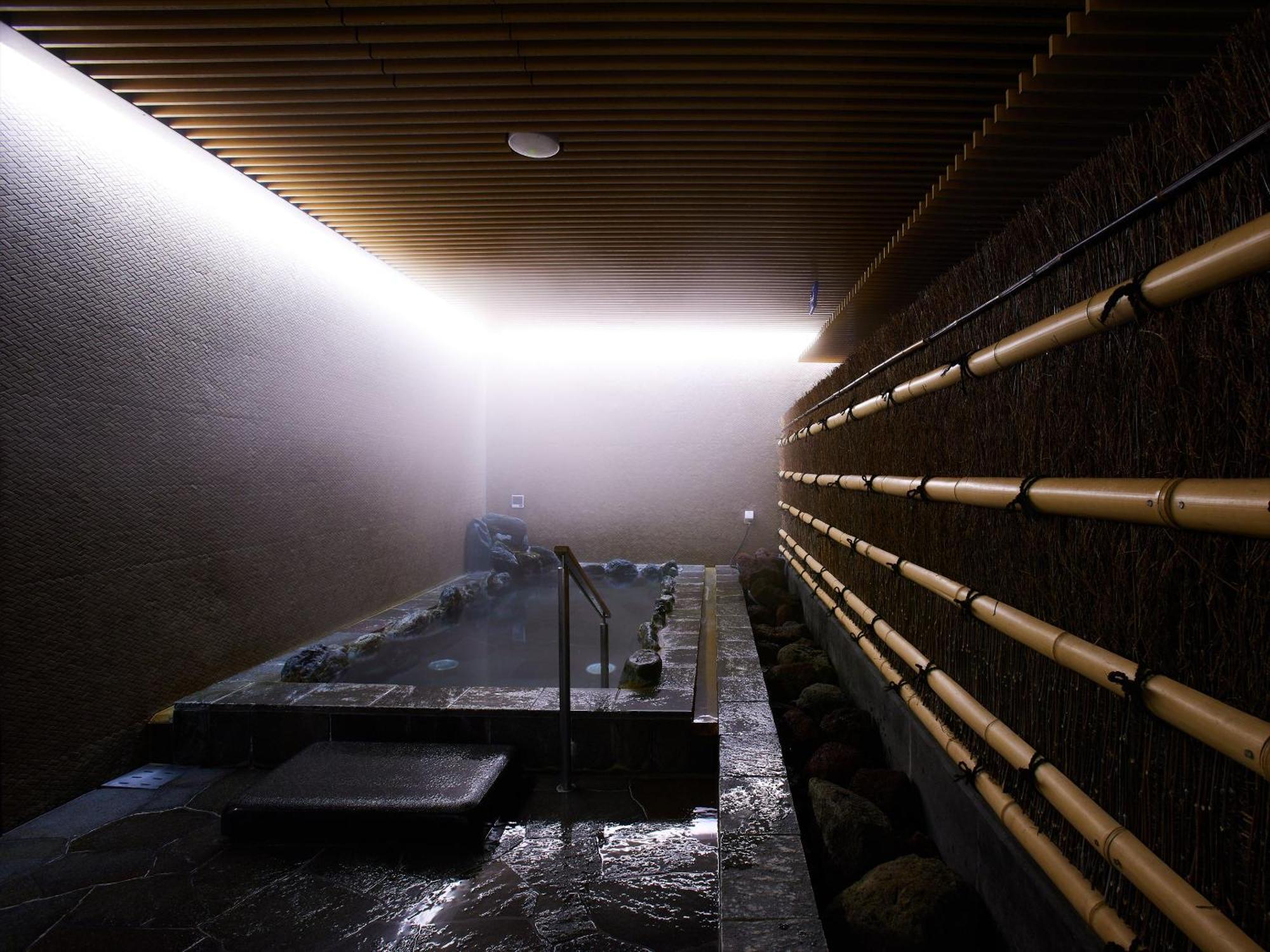 Hot Spring Hatoya Zuihokaku 4* Kyoto