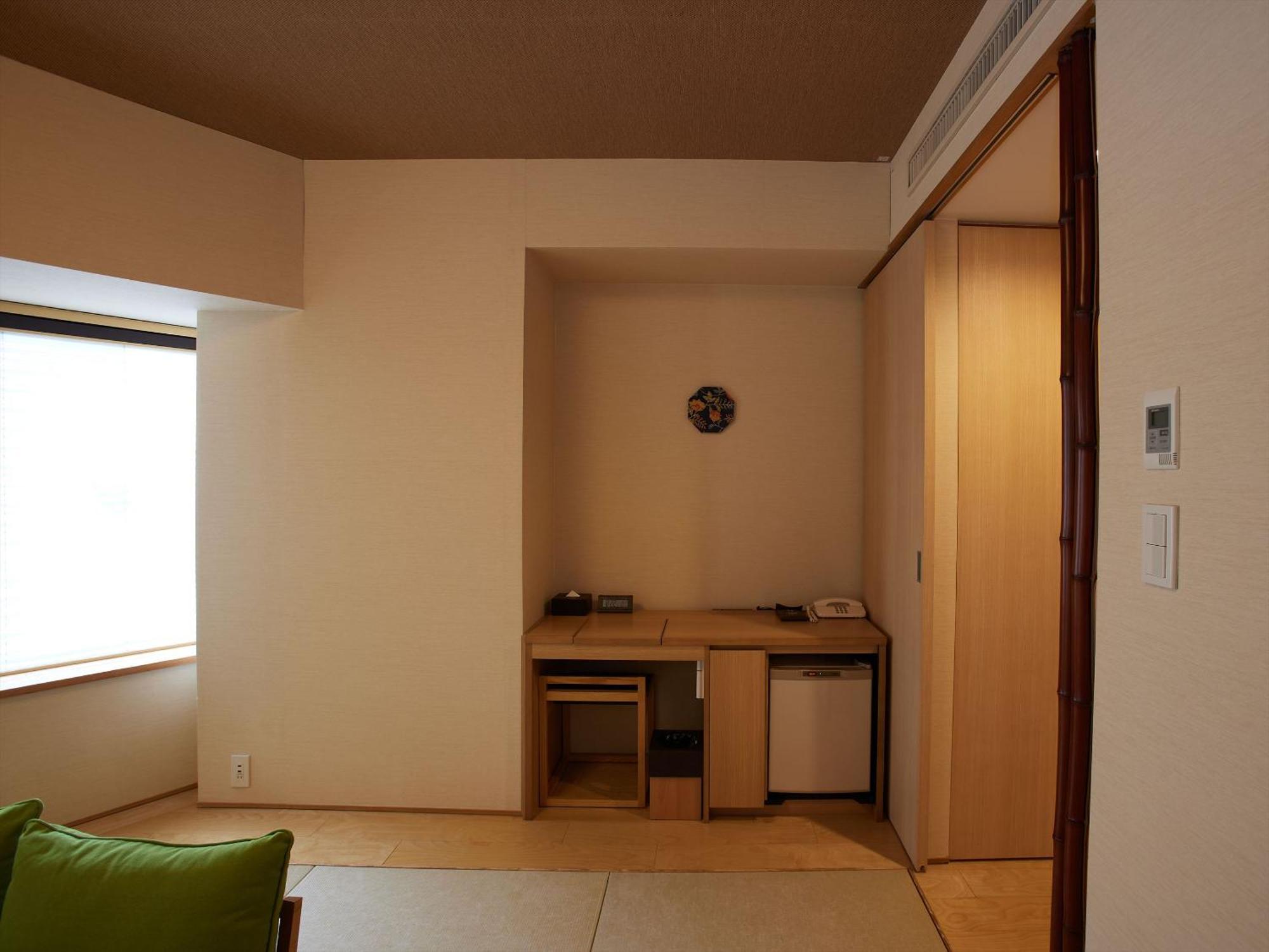 Hotel Hot Spring Hatoya Zuihokaku 4*