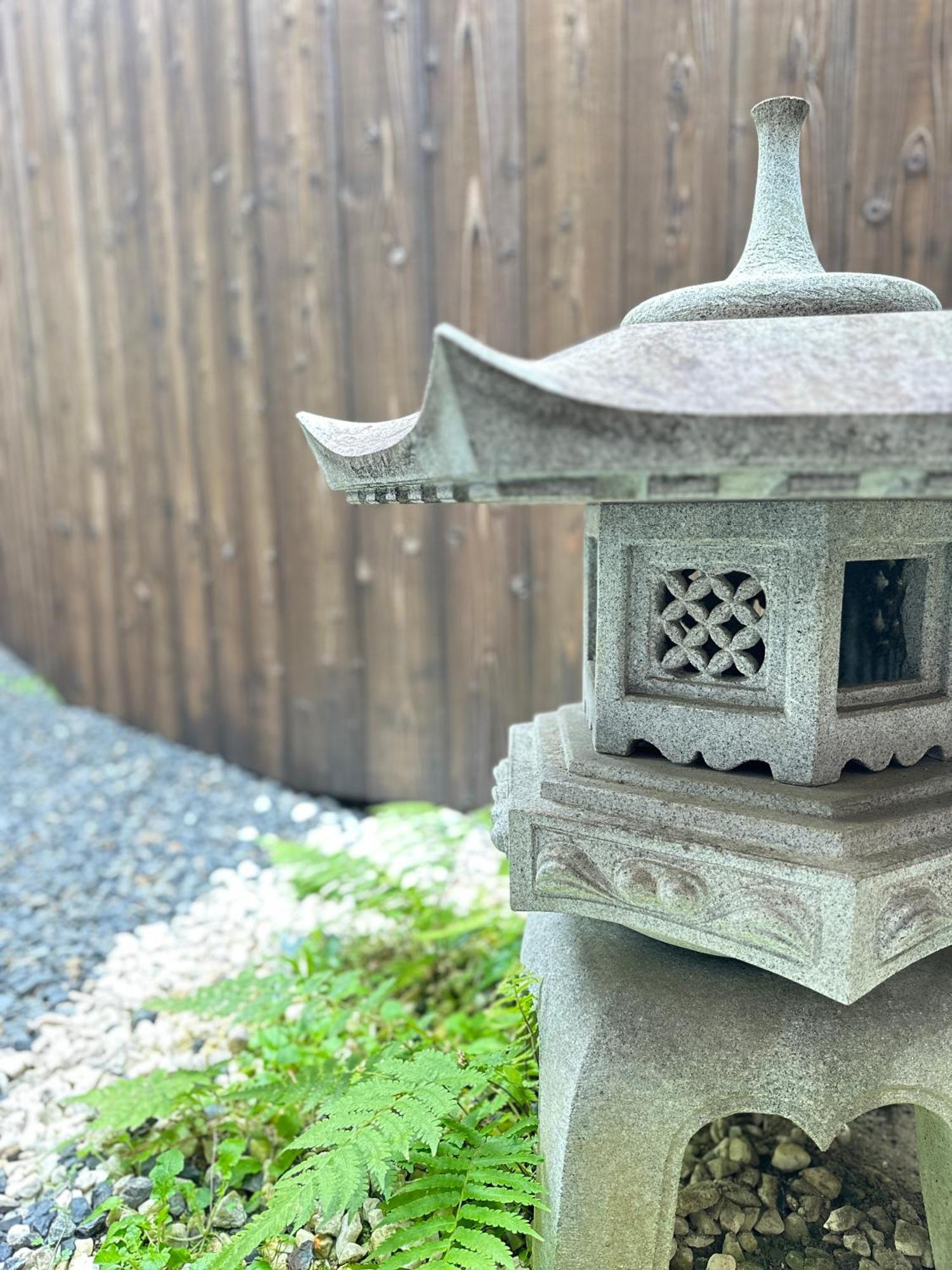 Villa Nestay東九条01左側 *