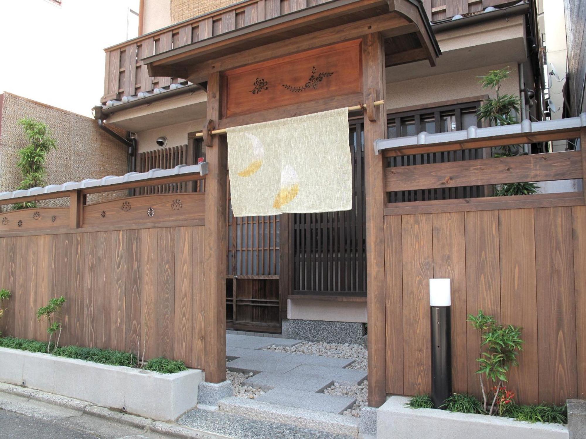 Higashiyama