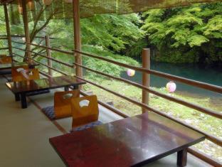 Momijiya Honkan Takaosansou Ryokan 4*