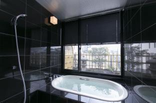 Matsui-bekkan Hanakanzashi Ryokan