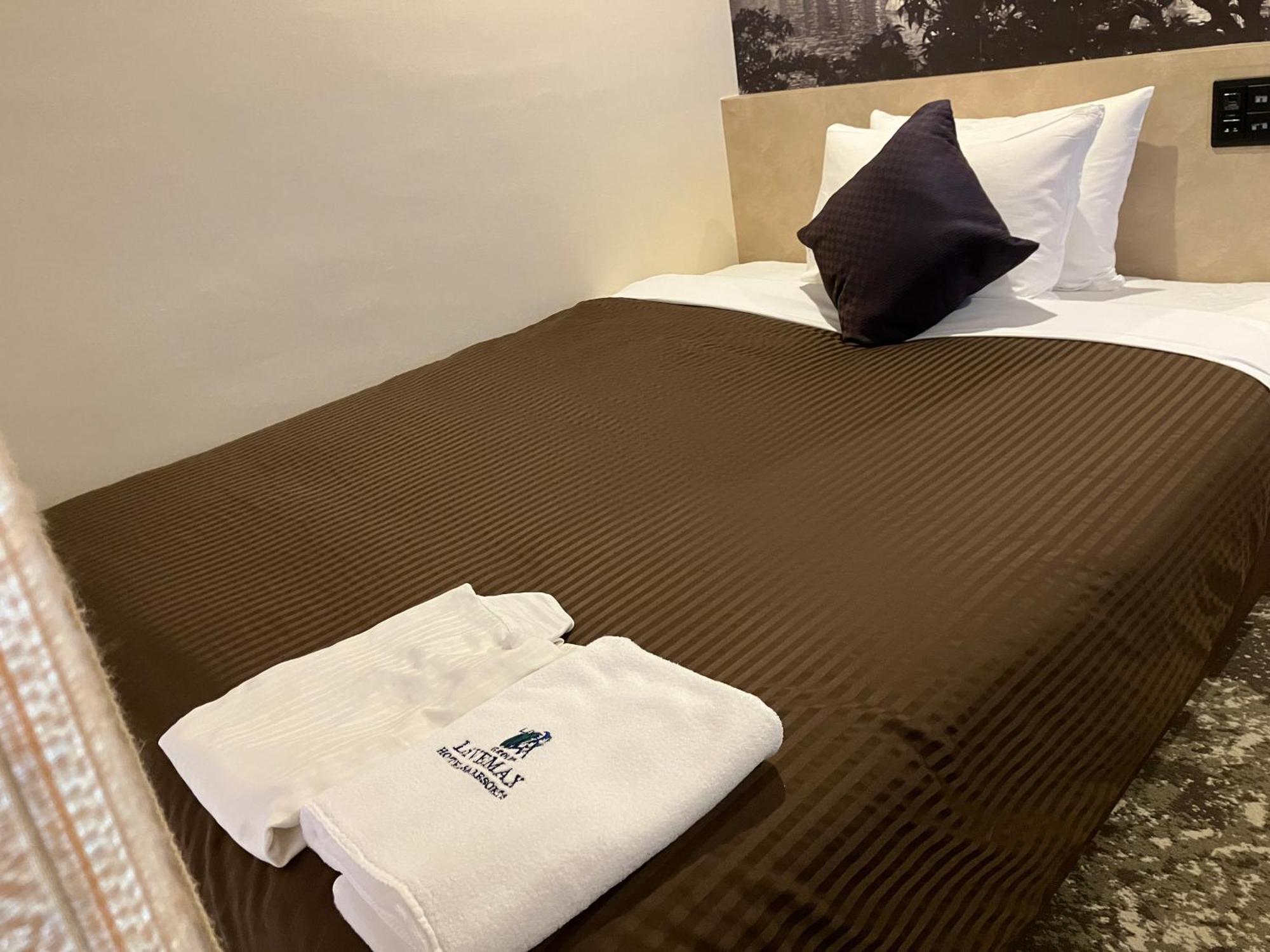 Hotel Livemax Ekimae