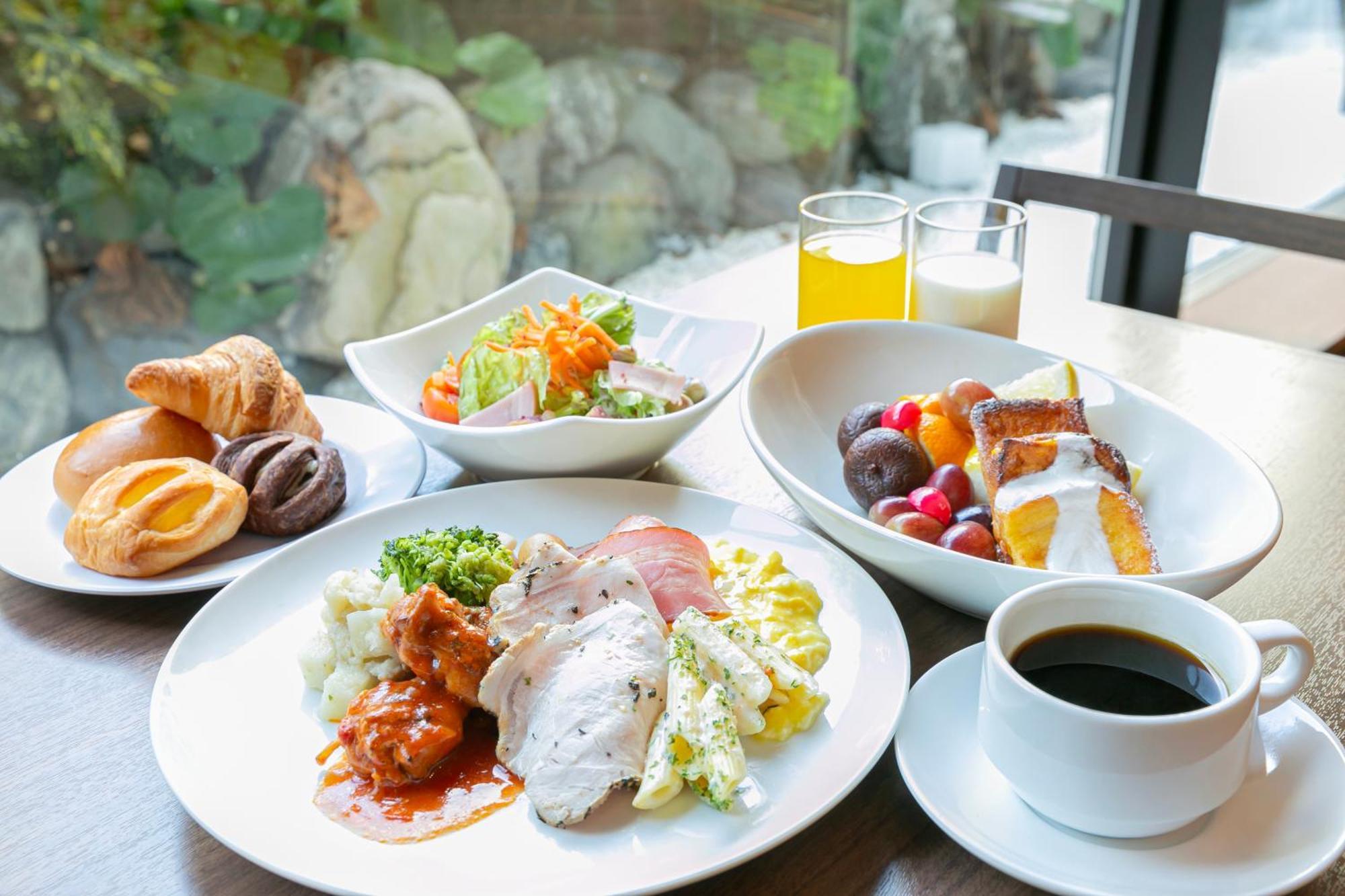 Keihan Hachijoguchi Hotel