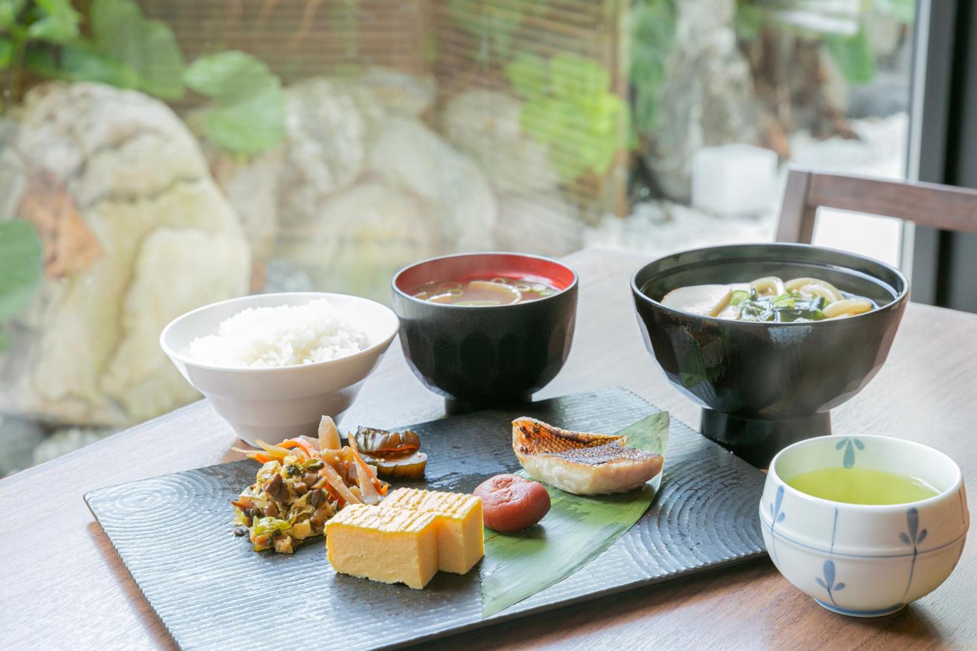 Hotel Keihan Hachijoguchi